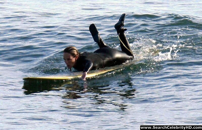 Helen hunt still looks pretty good in a bikini - celebrity