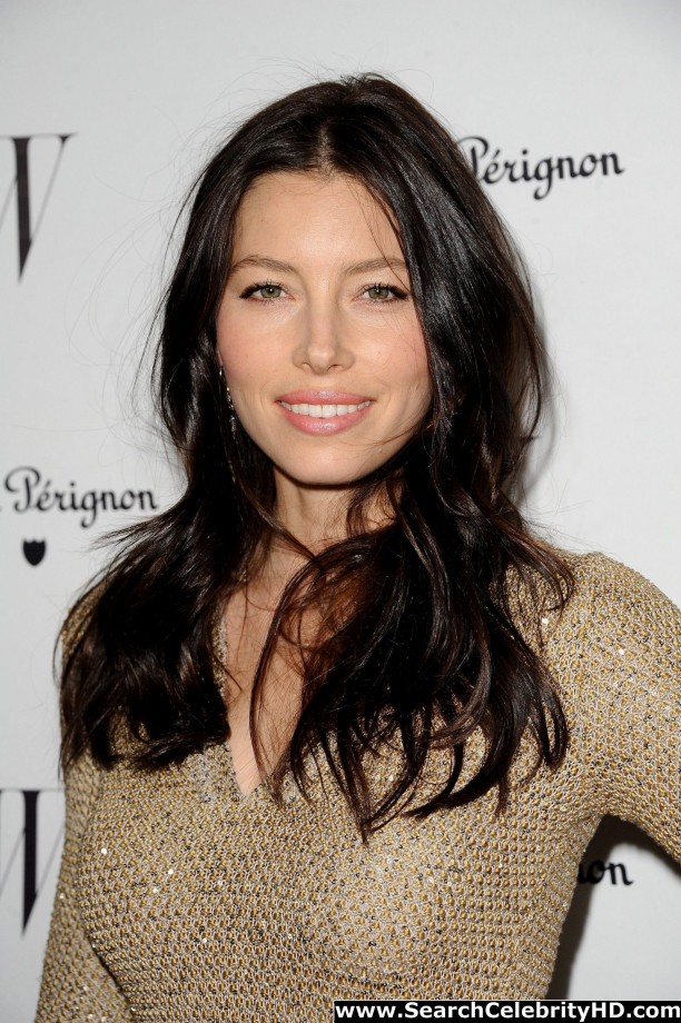 Jessica biel - w magazine best performances issue party - celebrity