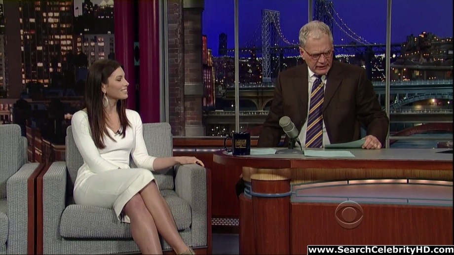 Jessica biel on the late show with david letterman - celebrity