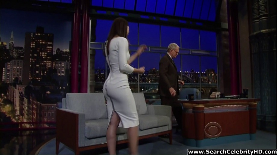 Jessica biel on the late show with david letterman - celebrity