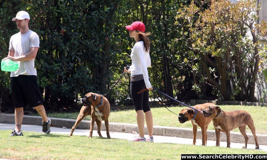 Jessica biel - ass candids in studio city - celebrity