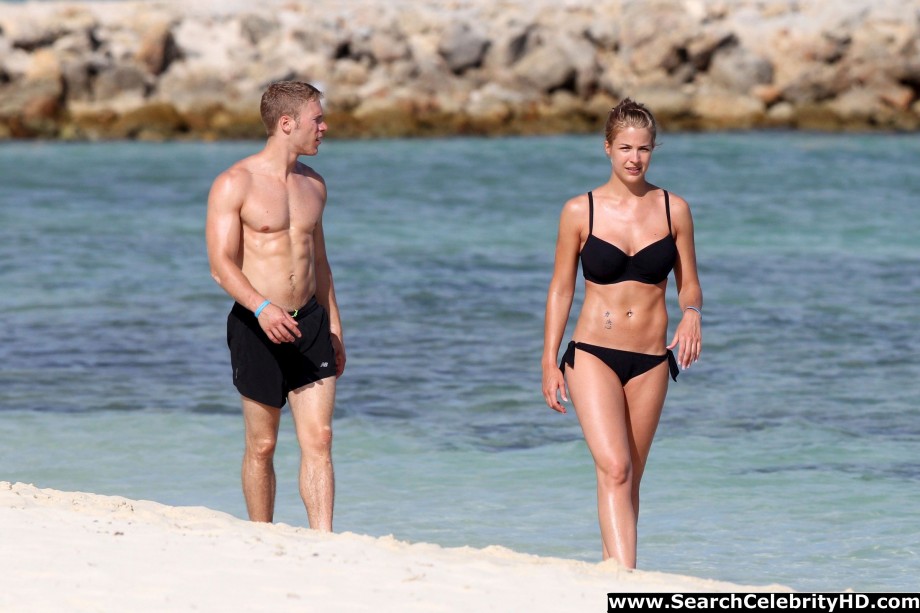 Gemma atkinson - bikini candids in aruba - celebrity