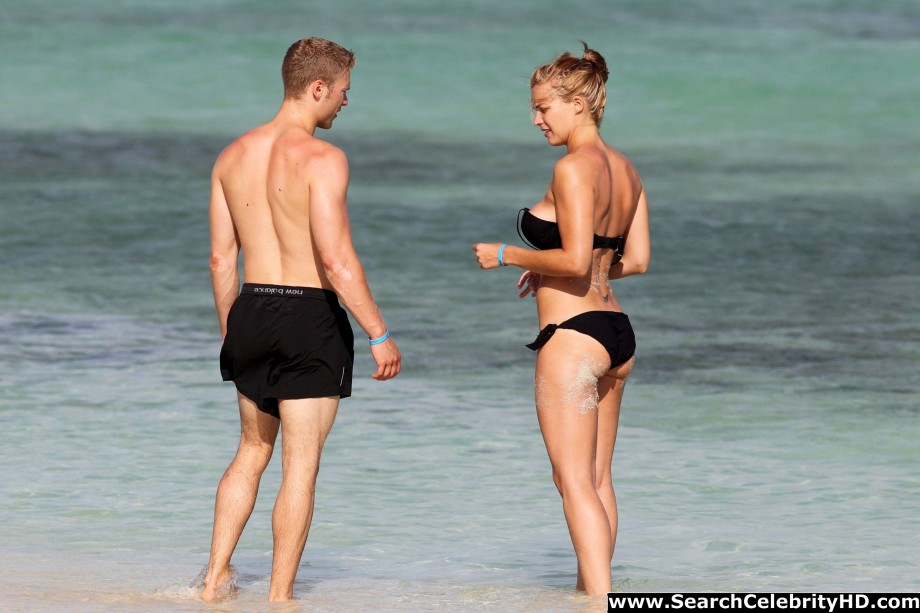 Gemma atkinson - bikini candids in aruba - celebrity