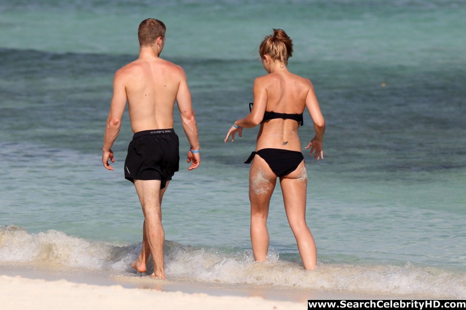 Gemma atkinson - bikini candids in aruba - celebrity