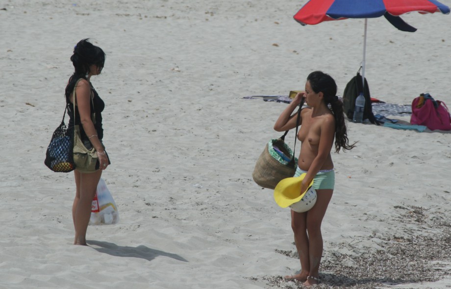 Amateur girls on beach 11