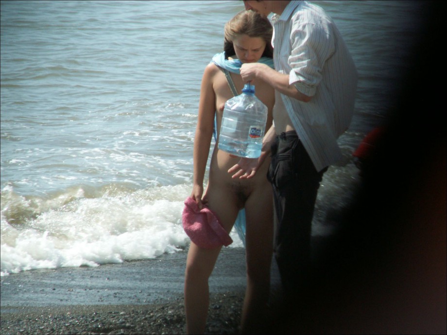 Amateur girls on beach 19