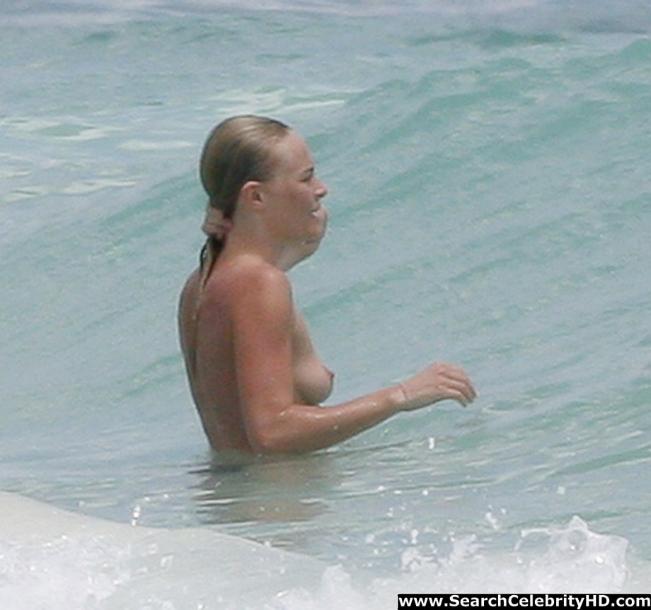 Kate bosworth – topless bikini candids in cancun - celebrity