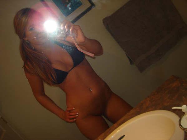 Perfect young teen babe takes selfpics 30