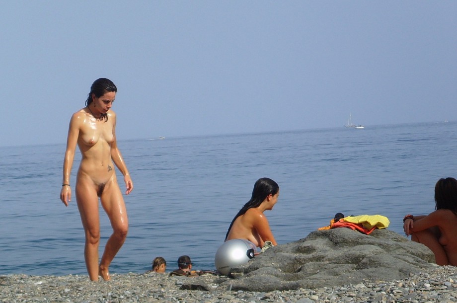 Amateur girls on beach 14