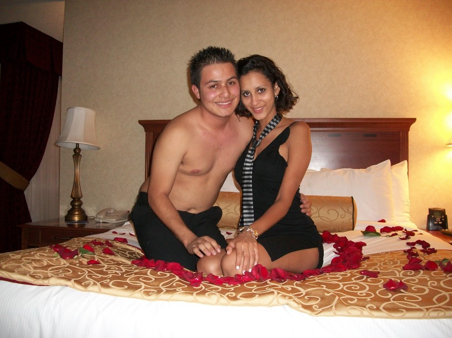 Sexy latina amateur couple 14