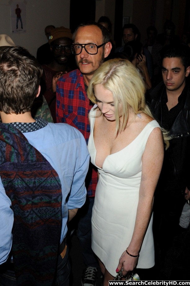 Lindsay lohan - terry richardson party in paris - celebrity