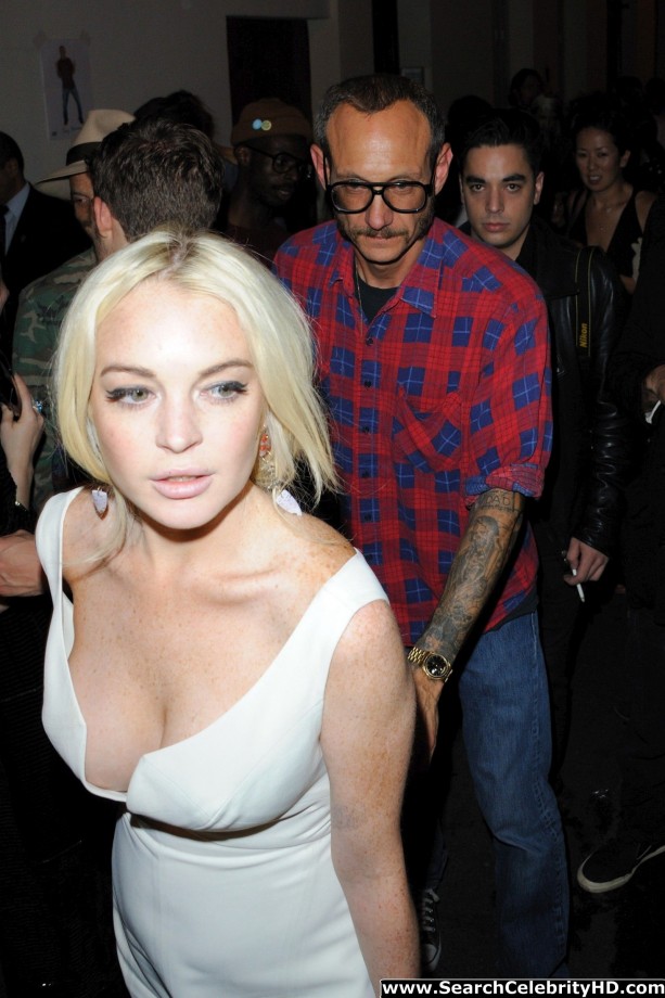 Lindsay lohan - terry richardson party in paris - celebrity