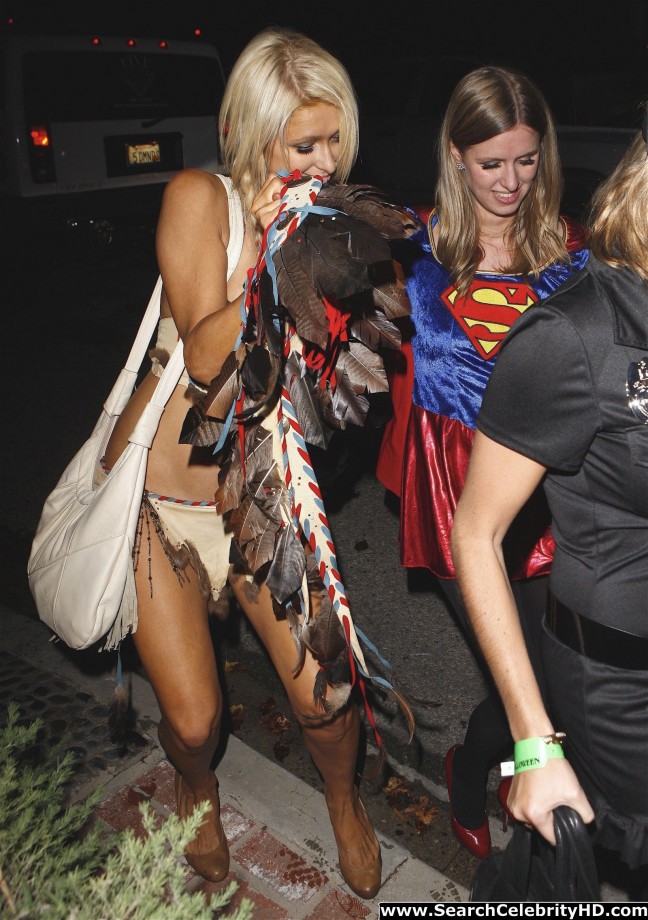 Paris hilton – halloween party - celebrity