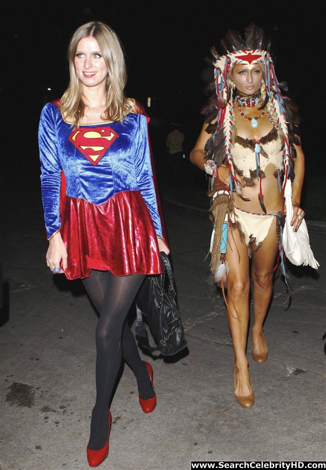 Paris hilton – halloween party - celebrity