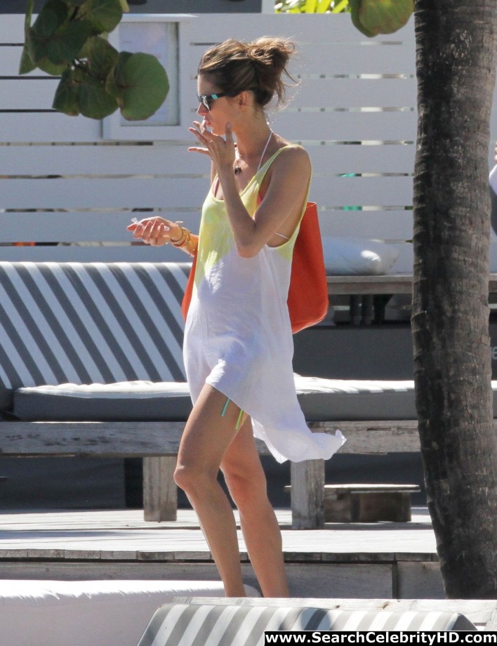 Alessandra ambrosio - bikini candids in st. barts - celebrity