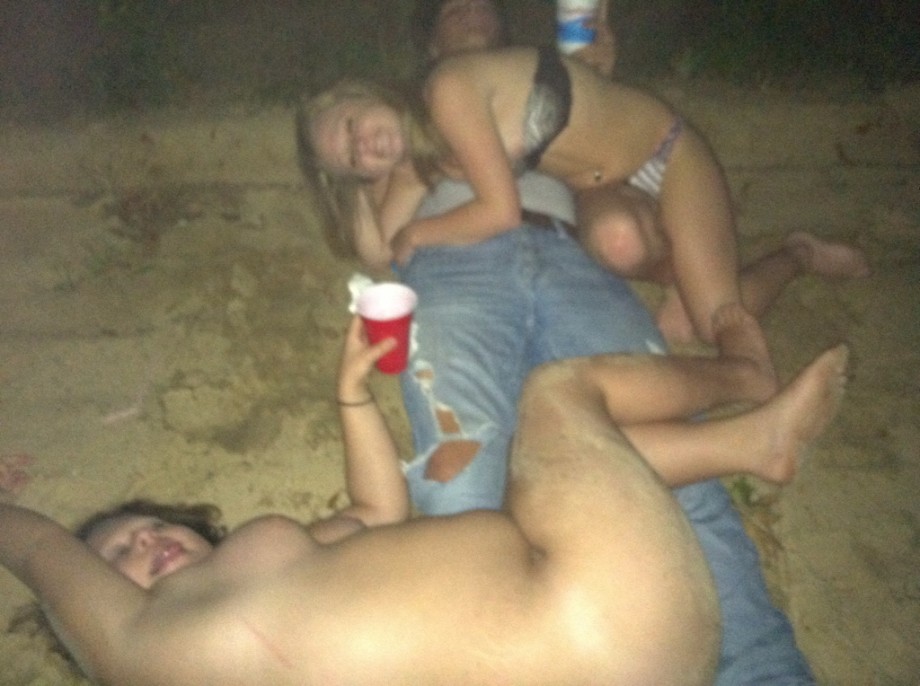 Chubby teen slut party