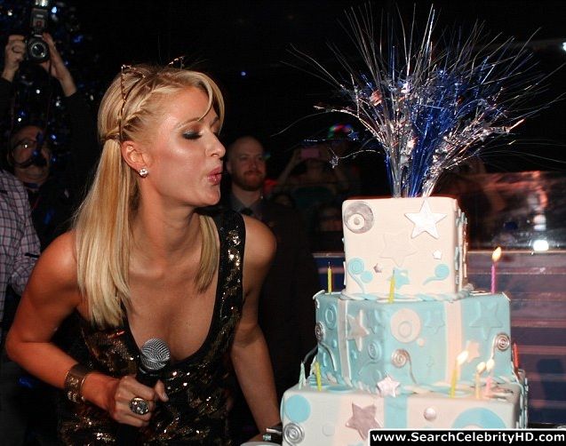 Paris hilton celebrates her 32nd birthday at peek nightclub