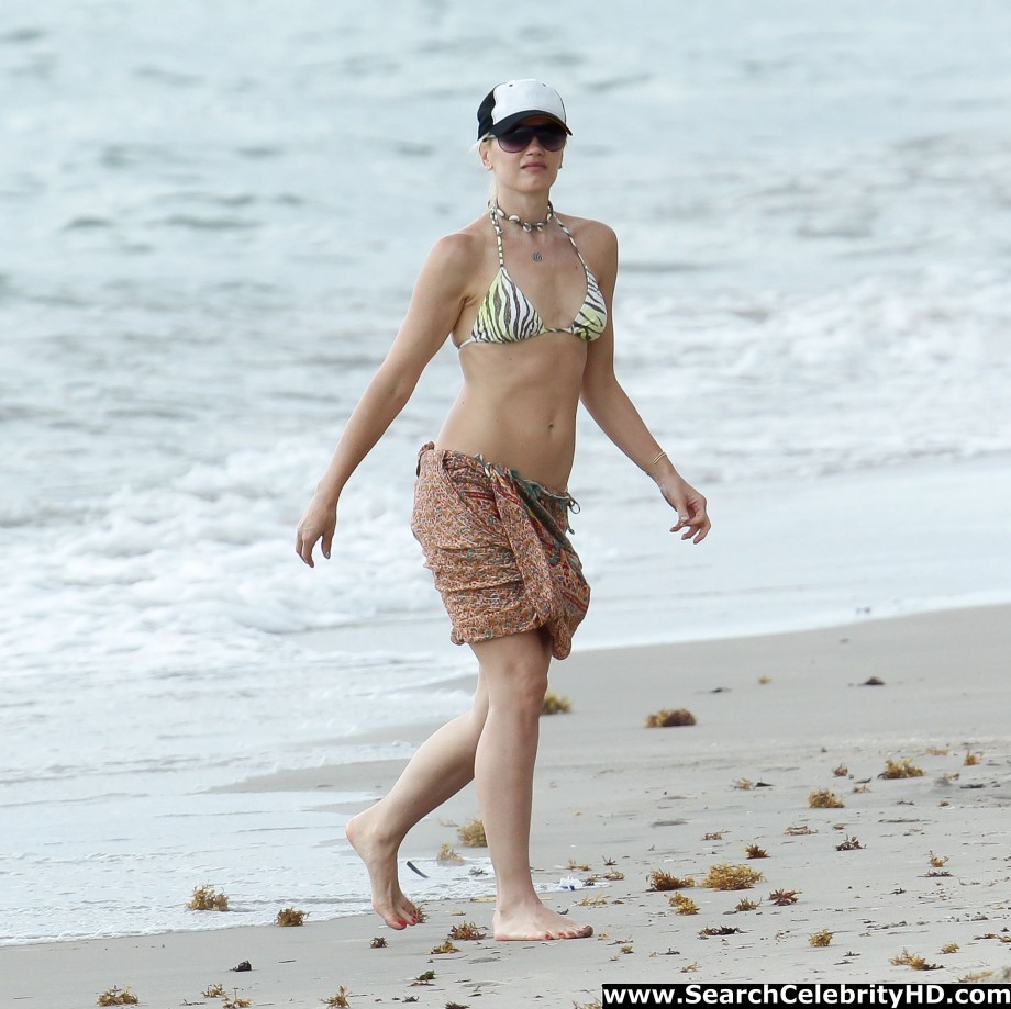 Gwen stefani bikini candids at a beach in miami