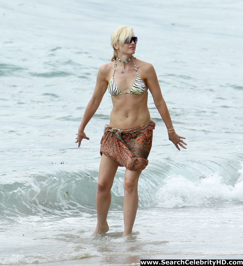 Gwen stefani bikini candids at a beach in miami