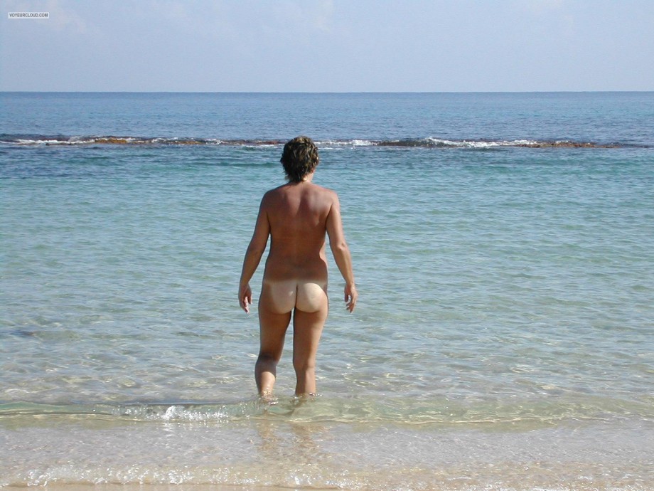 Nudist beach 09