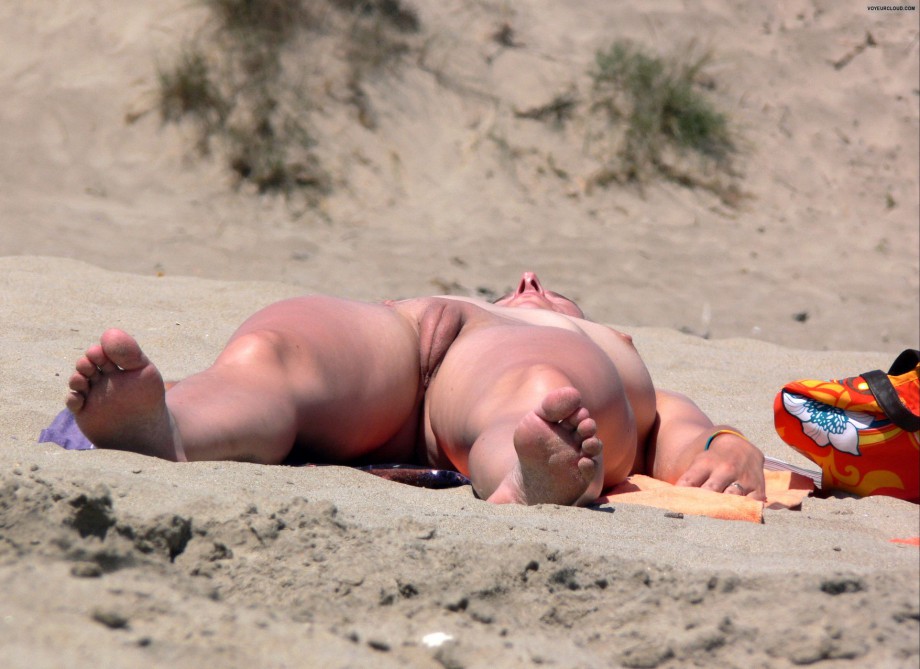 Nudist beach 09