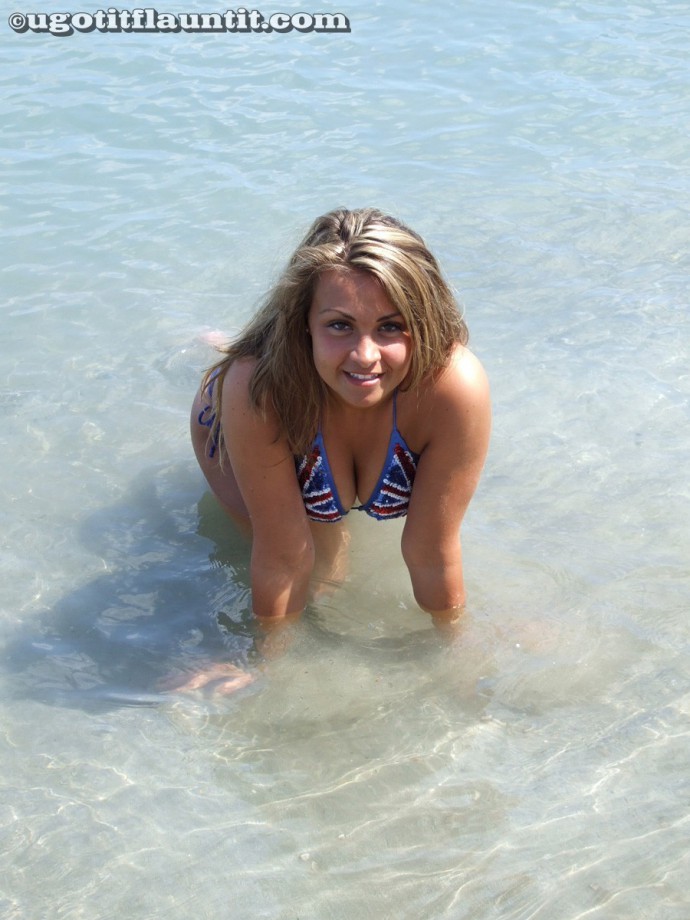 Beach - beth and jo