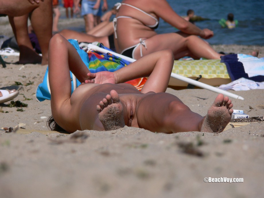 Nude girls on the beach - 270