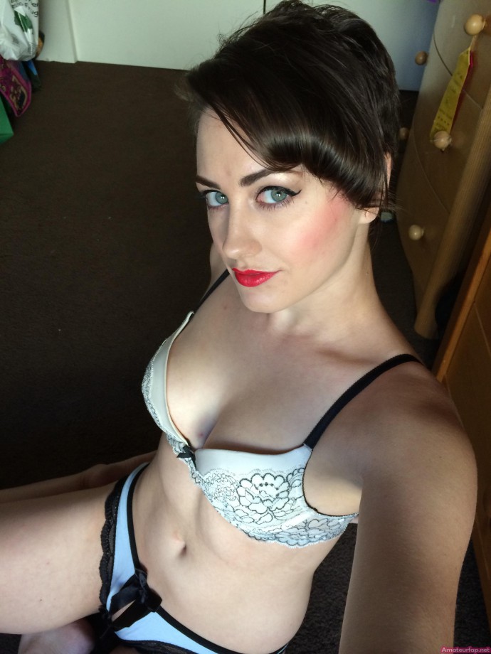 Naked selfies of beautiful short haired brunette