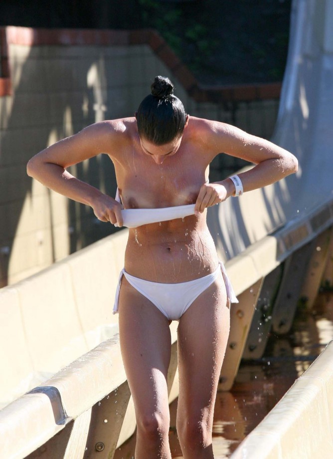 Beachgirls 23