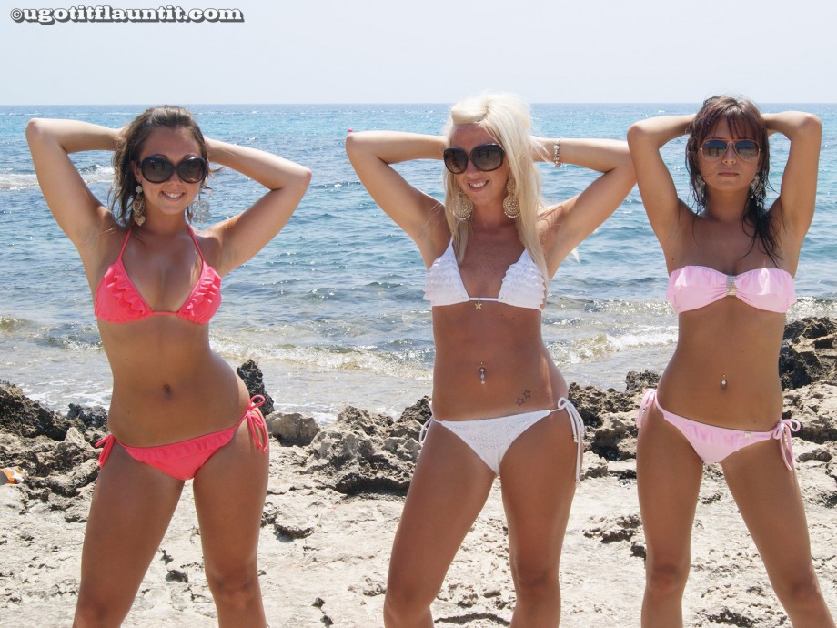 Beach - jess and friends 1