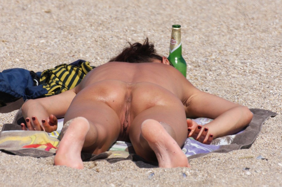 Nude girls on the beach - 145