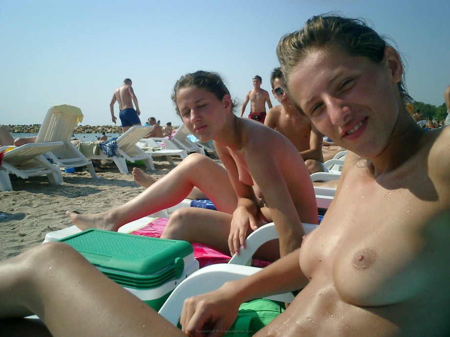 Topless girls on the beach - 043