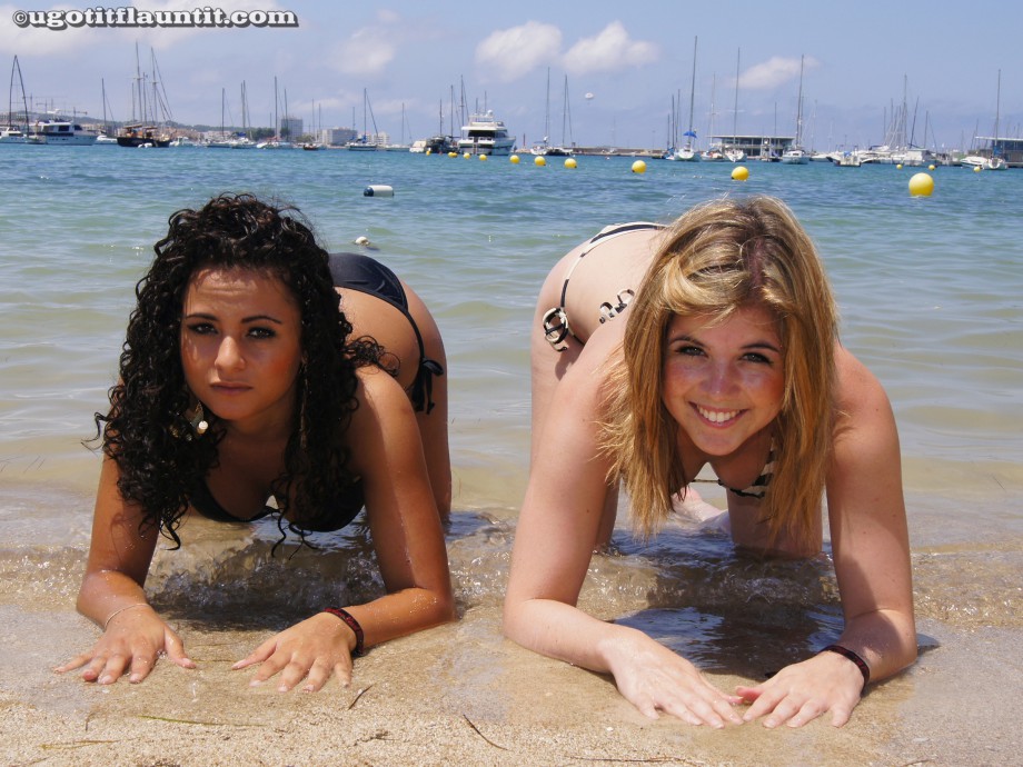 Beach - nic and emma 1