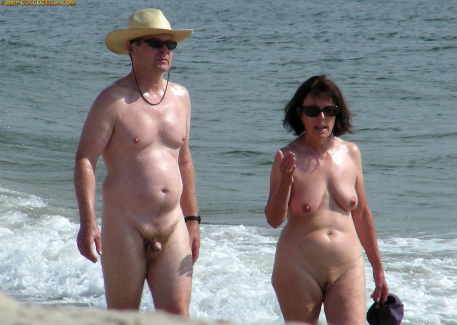 Nude couples on the beach - 1