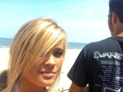 Hot blonde 7/8