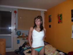 Private pics - young girl 38/60