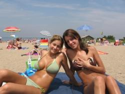 Beach amateurs - young girls no.03 50/50