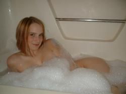 Very nice amateur girl in bathroom 29/36