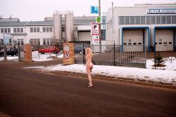 Naked girl at public 06 101/124