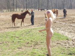Naked girl at public 16 20/43