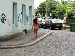 Naked girl at public 19 20/72