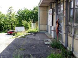 Naked girl at public 19 51/72