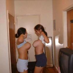 Young girls at party- drunk teenagers - amateurs pics 12 24/50