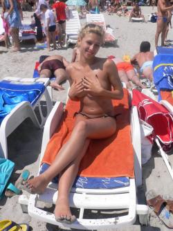 Adorable lena at italian beach 23/35