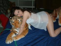 Erica loves her tigers 3/65