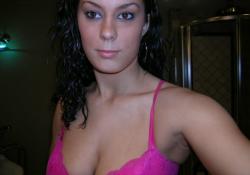 Amateur latina girl isabella 123/127