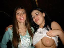 Night party - drunk teenagers - amateurs pics 01 3/47