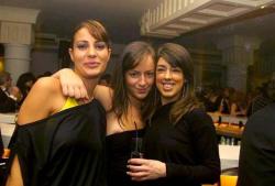 Young girls flashing at party 38/93