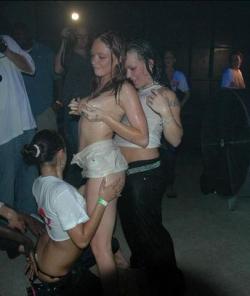 Young girls flashing at party 89/93