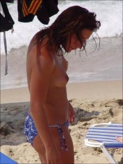 Beatifull girls on nudist beach-73362 54/123